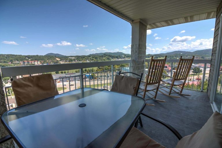 1 Bedroom Condo Whispering Pines 251_Pigeon Forge Condo for Sale