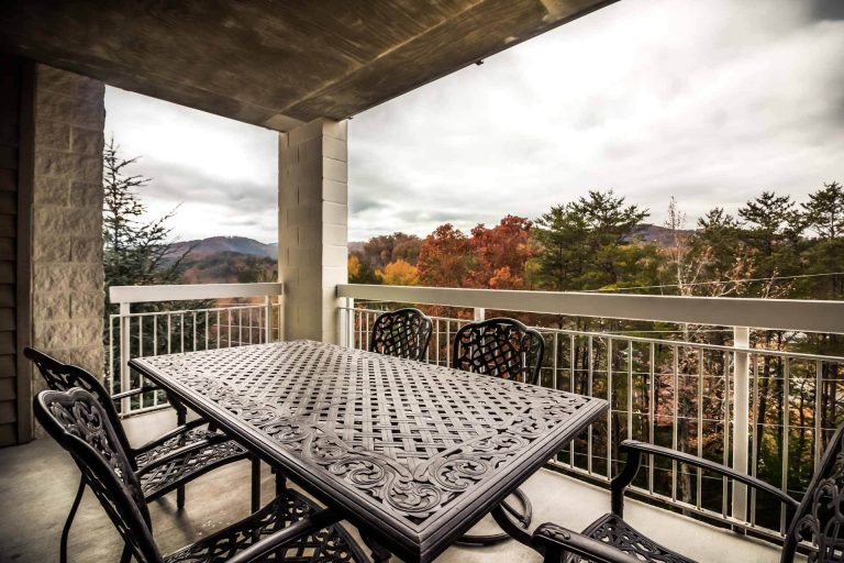 Whispering Pines Pigeon Forge Condo for Sale 634